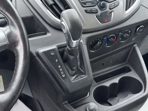 Used 2019 Ford Transit 250 130 Low Roof w/ Premium Package image 10