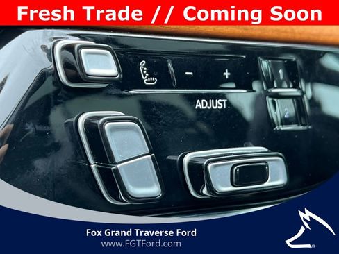 Used 2024 Jeep Grand Wagoneer L Series III image 13