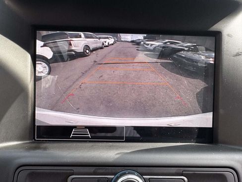 Used 2023 GMC Terrain SLE w/ Driver Convenience Package AWD/4WD image 30