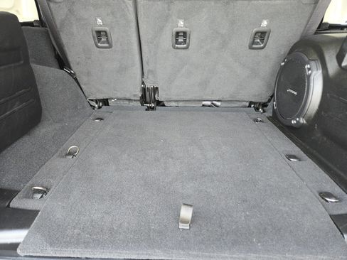 Used 2022 Jeep Wrangler Unlimited Sport AWD/4WD image 31
