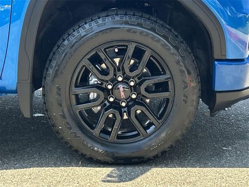 Used 2023 GMC Sierra 1500 Elevation image 50