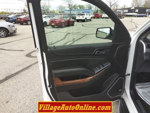 Used 2016 Chevrolet Tahoe LTZ AWD/4WD image 12