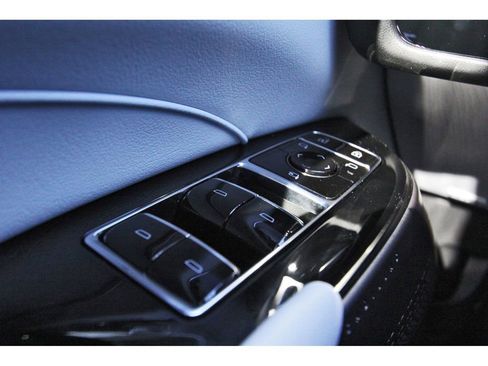 New 2026 Cadillac Lyriq Luxury image 14