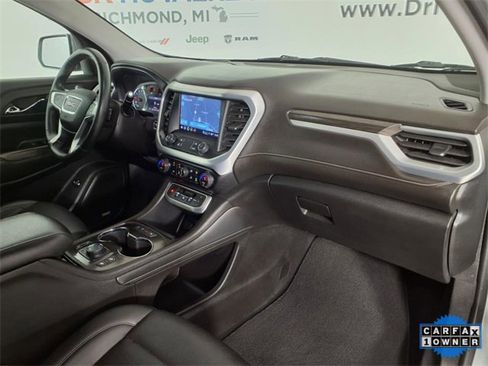 Used 2023 GMC Acadia SLT image 18