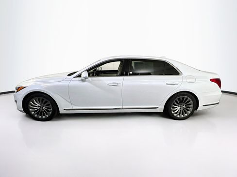 Used 2019 Genesis G90 3.3T Premium RWD image 8
