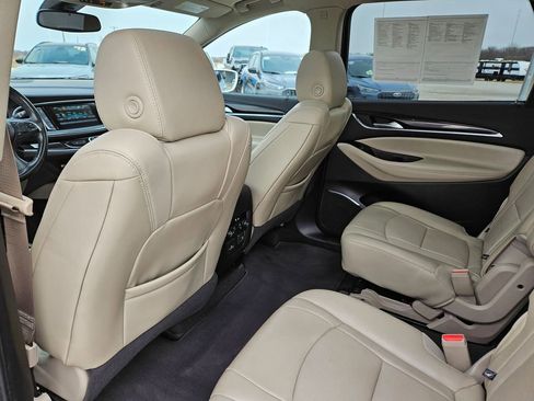 Used 2018 Buick Enclave Premium image 25