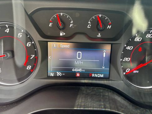 Used 2019 Chevrolet Camaro LT RWD image 14