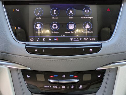 Certified 2023 Cadillac XT5 Premium Luxury image 17