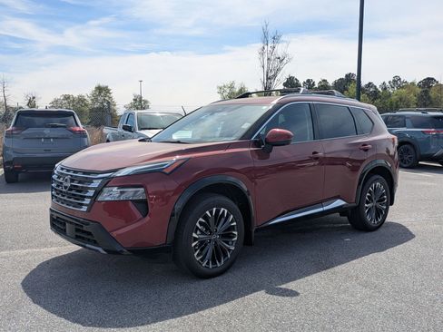 New 2026 Nissan Rogue Platinum w/ Platinum Premium Package AWD/4WD image 8