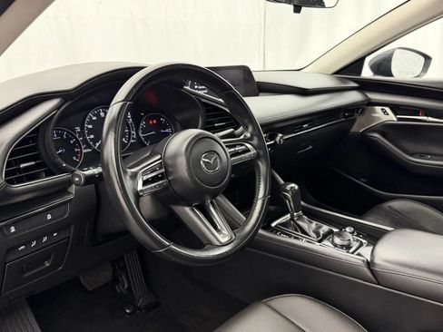 Used 2021 MAZDA MAZDA3 s FWD image 11