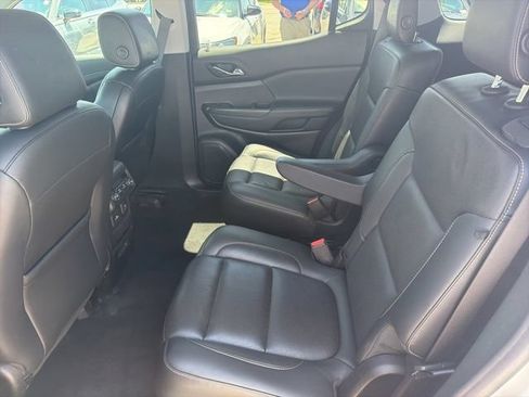 Used 2019 GMC Acadia SLT AWD/4WD image 20