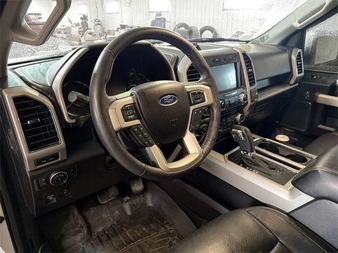 Used 2018 Ford F150 Lariat w/ Equipment Group 502A Luxury image 8
