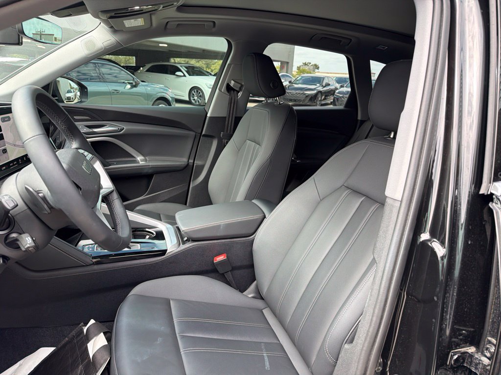 Used 2026 Audi Q5 Premium Plus AWD/4WD image 13