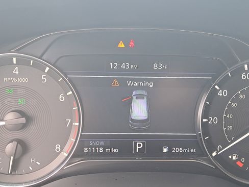 Used 2021 INFINITI QX80 Luxe image 18