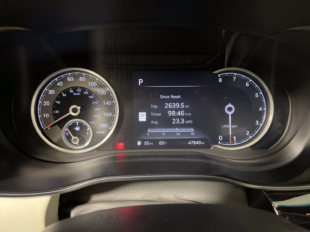 Used 2025 Genesis G70 2.5T AWD/4WD image 20