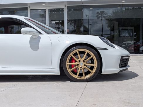 Used 2022 Porsche 911 Carrera S RWD image 11