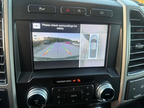 Used 2017 Ford F150 Lariat w/ Equipment Group 502A Luxury image 33