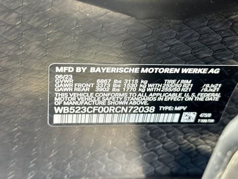 Used 2024 BMW iX xDrive50 w/ Sport Package AWD/4WD image 29