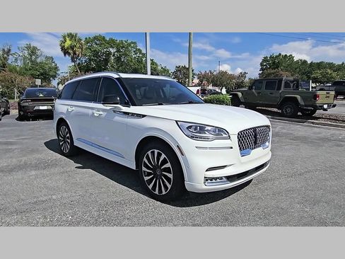 Used 2023 Lincoln Aviator Black Label Grand Touring w/ Class IV Trailer Tow Package AWD/4WD image 37