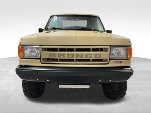 Used 1989 Ford Bronco Custom image 3