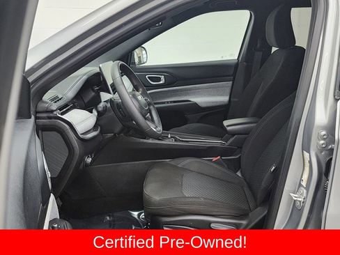 Certified 2023 Jeep Compass Sport image 12