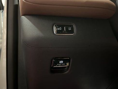 Used 2025 Lincoln Navigator L Reserve image 25