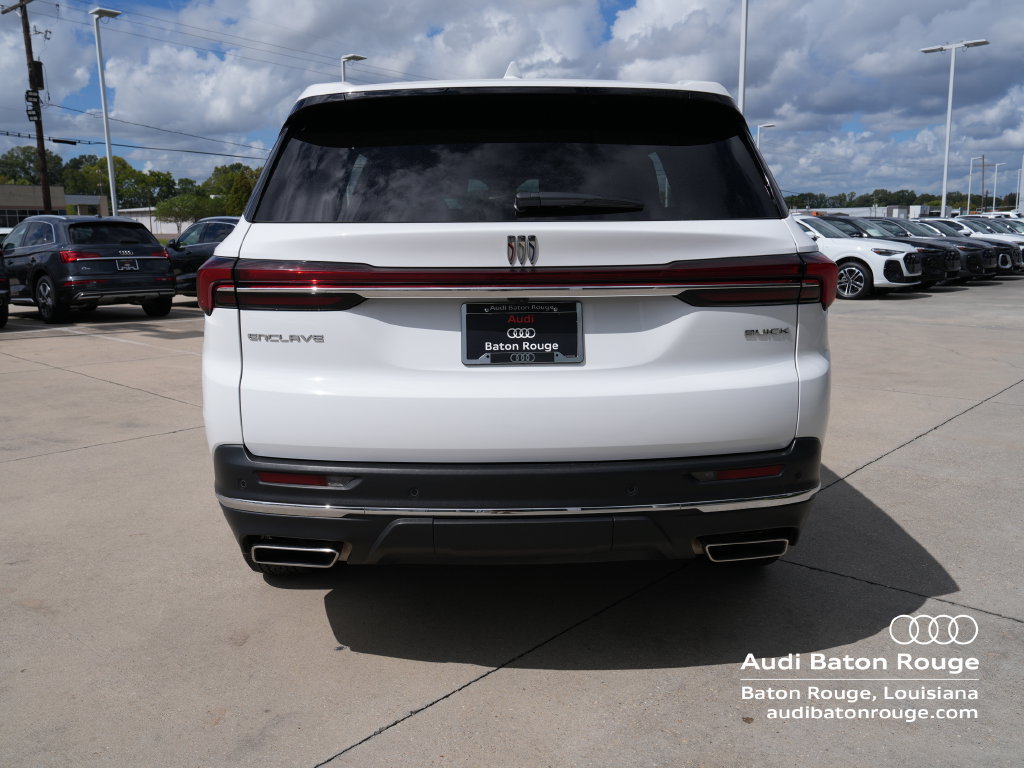 Used 2026 Buick Enclave Preferred FWD image 4