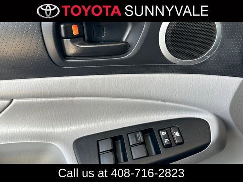 Used 2014 Toyota Tacoma 4x4 Double Cab w/ TRD Off-Road Package image 15