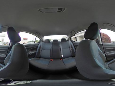 Used 2025 Nissan Versa SV FWD image 46
