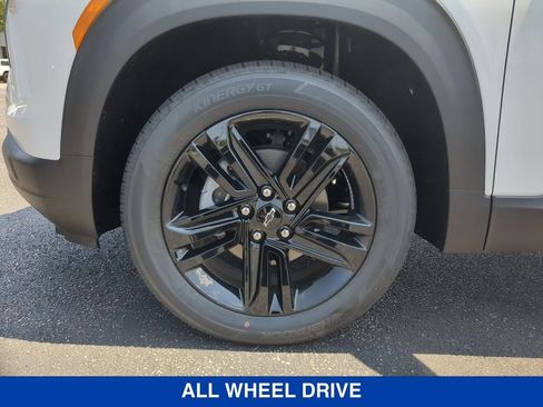 New 2026 Chevrolet TrailBlazer LT w/ Convenience Package AWD/4WD image 24