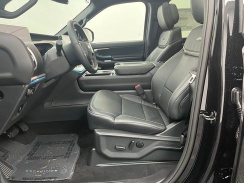 New 2026 Ford Expedition Max Platinum w/ Stealth Performance Package image 18