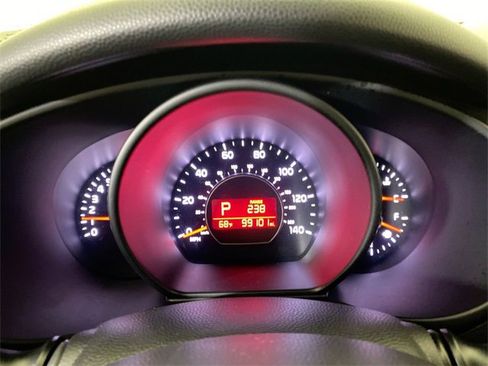 Used 2017 Kia Soul image 37