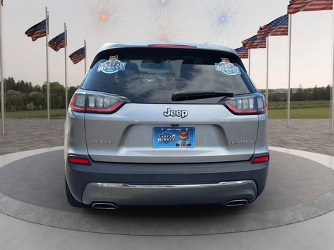 Used 2019 Jeep Cherokee Limited AWD/4WD image 6