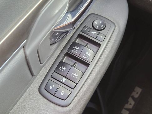 Used 2019 RAM 1500 Big Horn RWD image 29