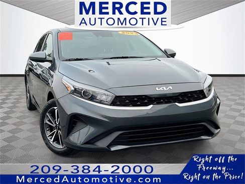 Used 2023 Kia Forte LXS image 1