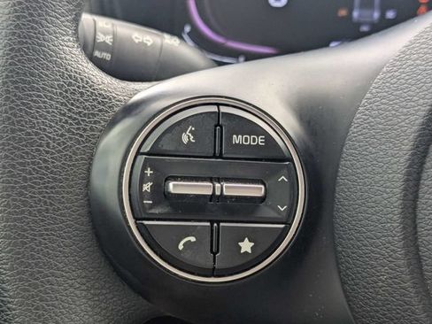 Used 2024 Kia Soul LX FWD image 23