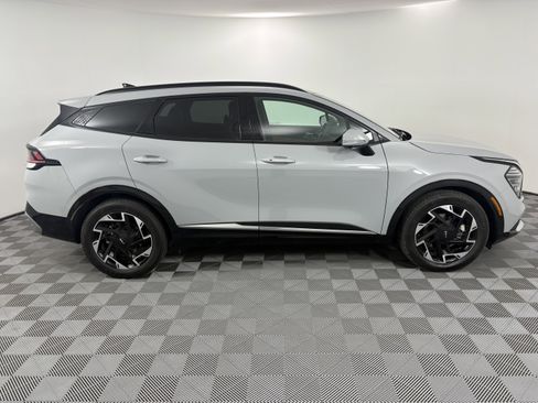 Used 2023 Kia Sportage SX image 6