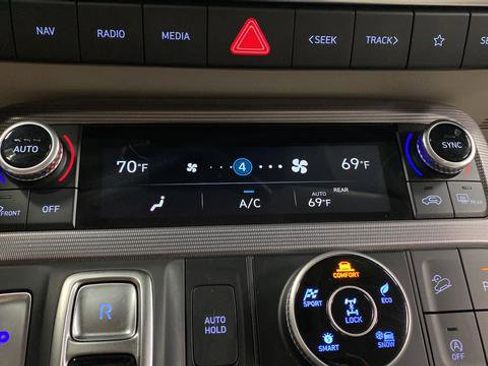 Used 2024 Hyundai Palisade Calligraphy AWD/4WD image 18
