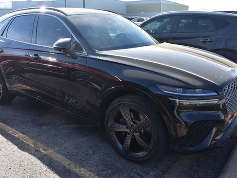 Used 2025 Genesis GV70 2.5T w/ Sport Prestige Package image 2