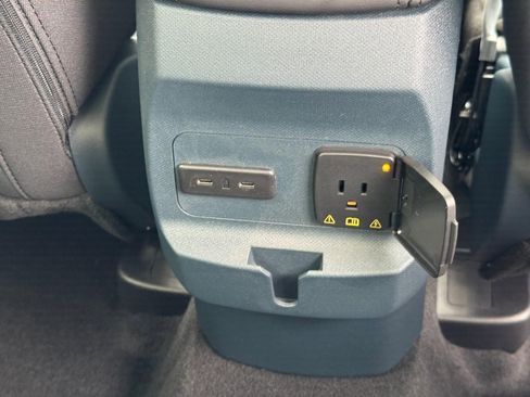 New 2025 Ford Maverick XLT w/ XLT Luxury Package image 10