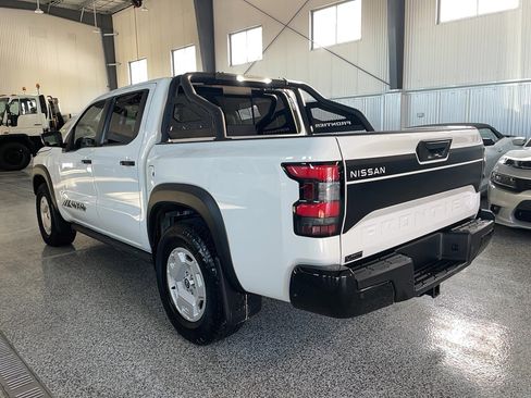 Used 2024 Nissan Frontier SV w/ Hardbody Edition image 22