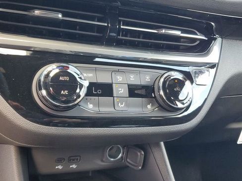New 2026 Buick Envista Sport Touring w/ Convenience I Package FWD image 21