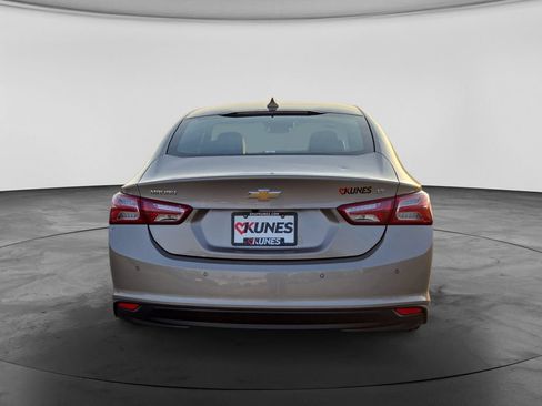 Used 2024 Chevrolet Malibu LT FWD image 7