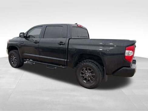 Used 2021 Toyota Tundra SR5 w/ Trail Edition image 11