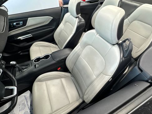 Used 2024 Ford Mustang Premium RWD image 7