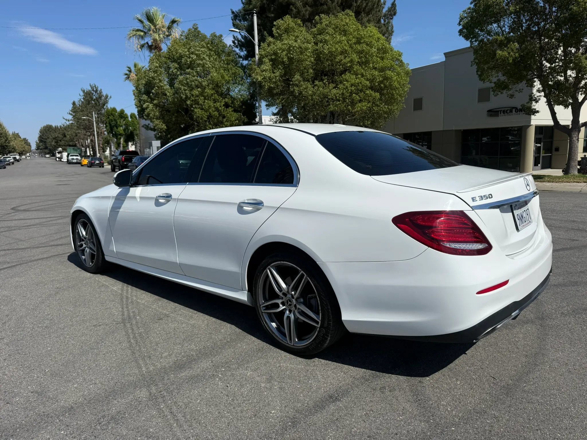 Used 2020 Mercedes-Benz E 350 Sedan image 7