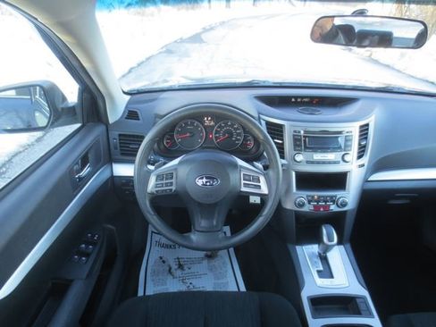 Used 2014 Subaru Legacy 2.5i w/ Alloy Wheel Package image 9