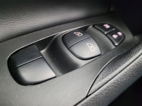 Used 2017 Nissan Altima 2.5 SV w/ Convenience Package image 27