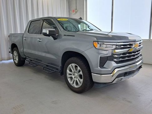 Used 2023 Chevrolet Silverado 1500 LTZ AWD/4WD image 4