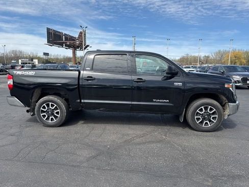 Used 2021 Toyota Tundra SR5 AWD/4WD image 12